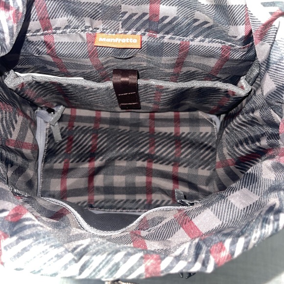 Manfrotto Windsor Explorer Gray Camera and Laptop Backpack is new with tags. - Picture 9 of 9